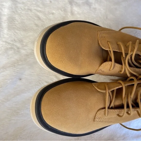 Sorel Hi-line platform Suede Boots in scorch tawny buff in yellow